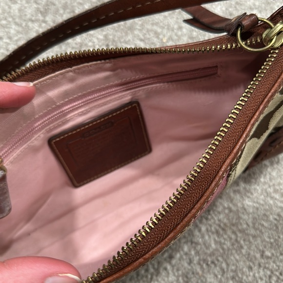 Rare Coach Signature Striped Suede Demi Bag Good Condition - Picture 4 of 5